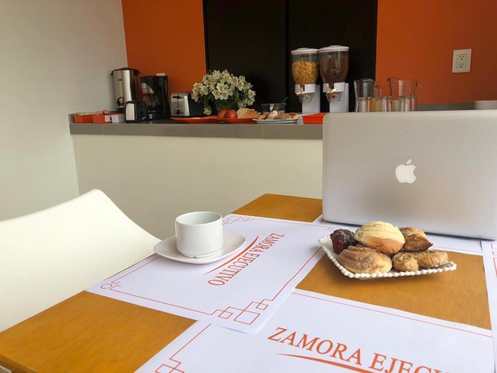 Zamora Ejecutivo Express エクステリア 写真